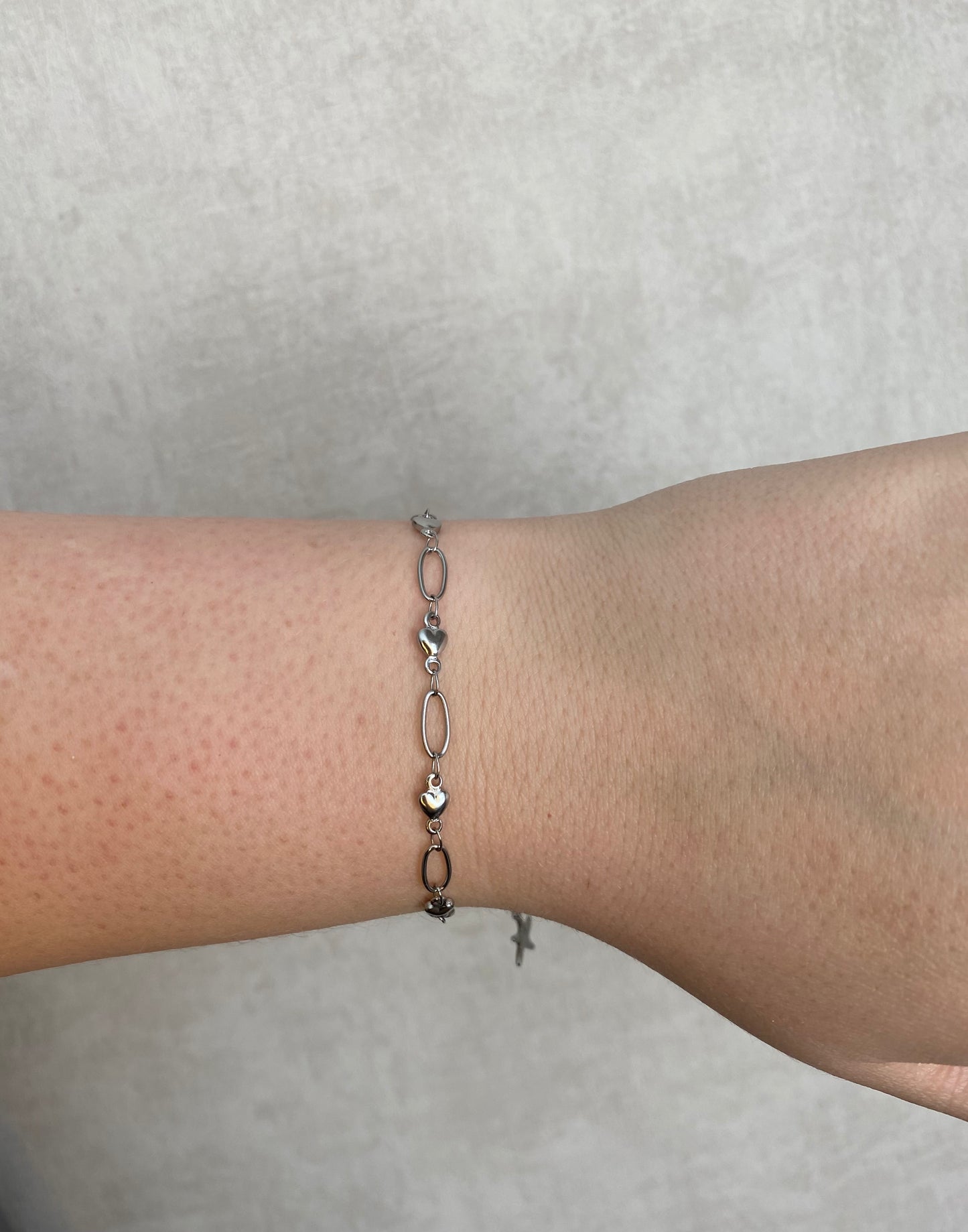 RVS Armband met Ovale Schakels en Hartjes – Goud of Zilver