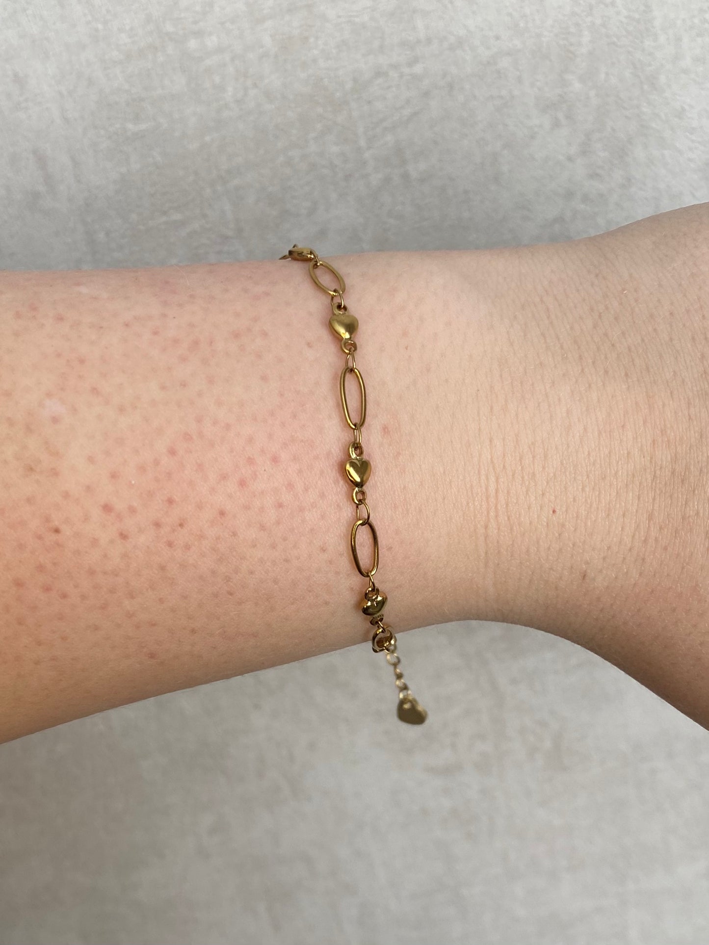 RVS Armband met Ovale Schakels en Hartjes – Goud of Zilver
