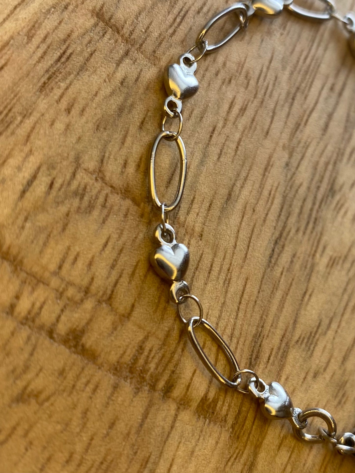 RVS Armband met Ovale Schakels en Hartjes – Goud of Zilver